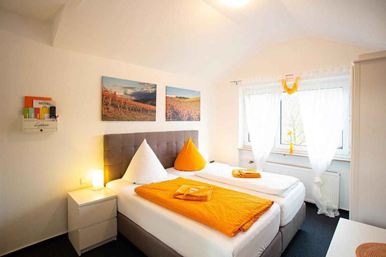 Hotel Emmerich Вининген Екстериор снимка