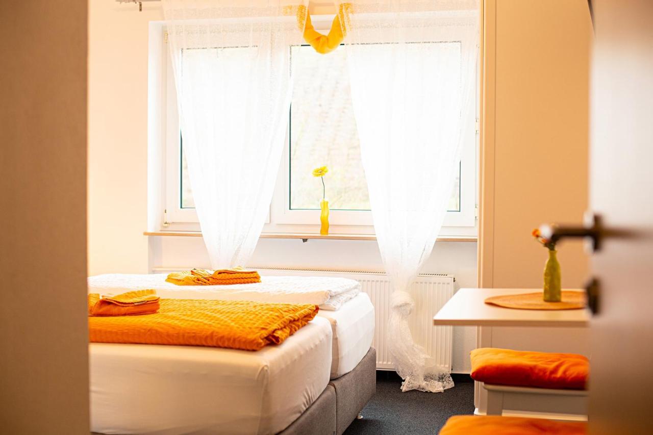 Hotel Emmerich Вининген Екстериор снимка